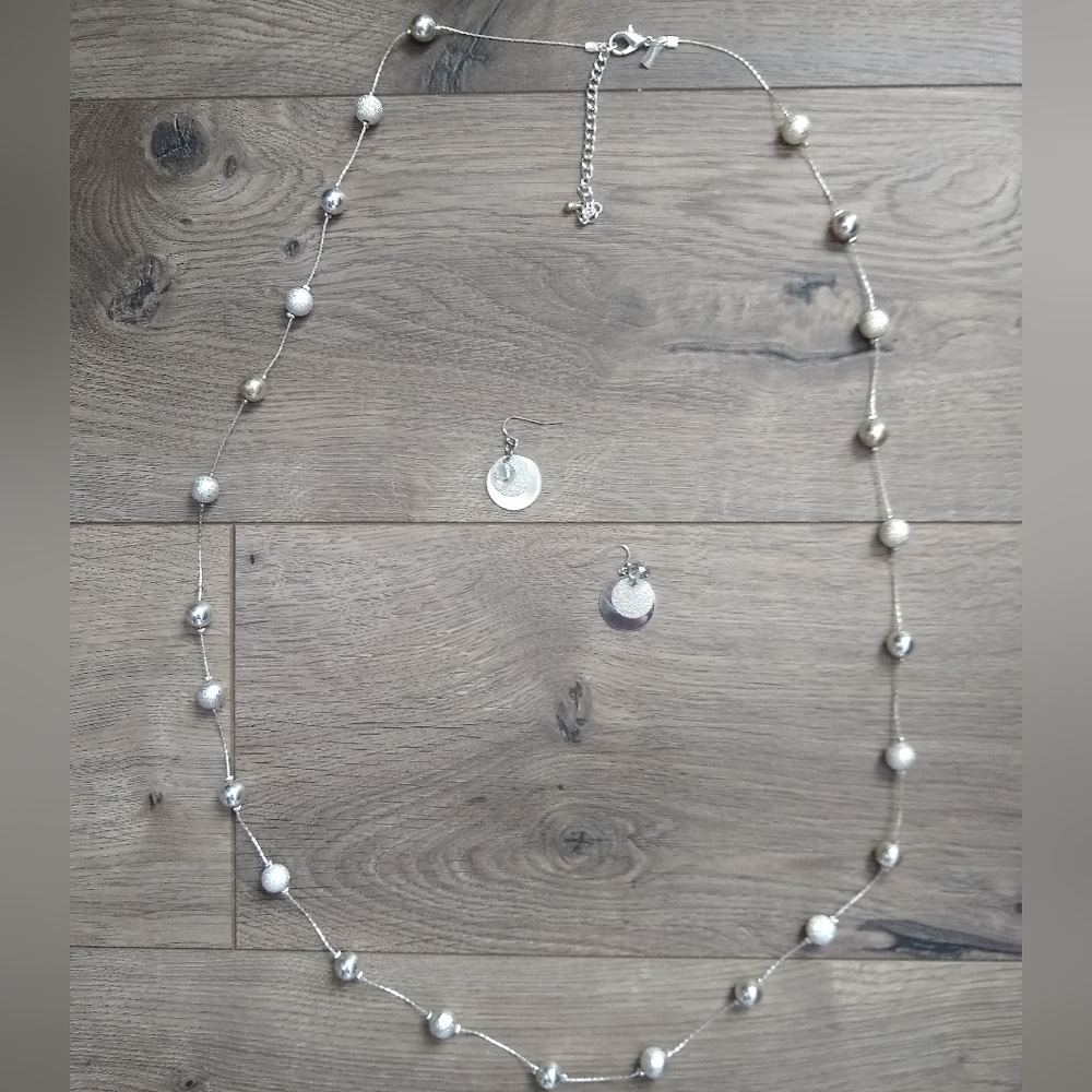 Long Silver Tone Fashion Necklace with Earrings